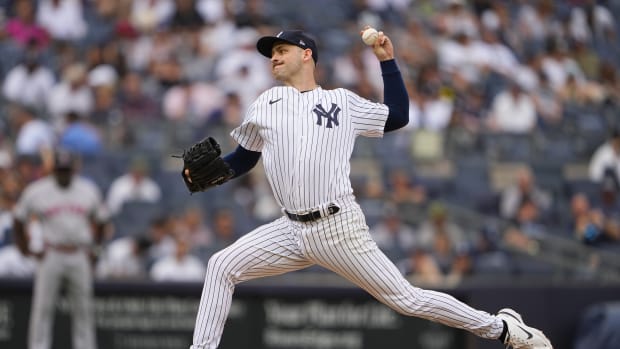 New York Yankees RP Lucas Luetge throws pitch at Yankee Stadium